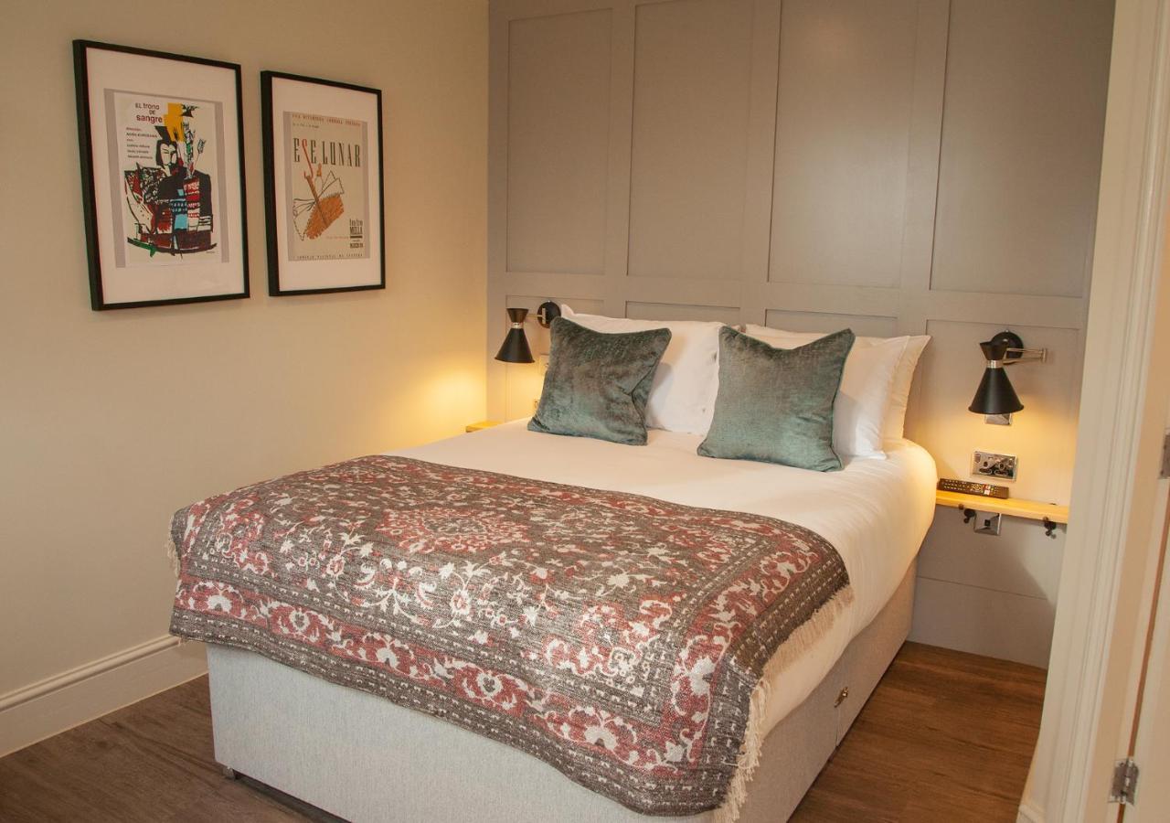 The Kings Arms Hotel Malmesbury Extérieur photo